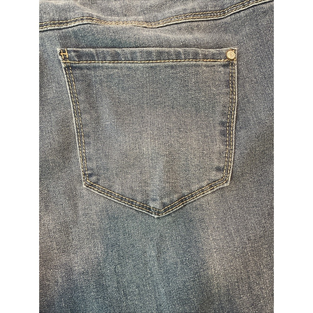 Cato Denim Jeans Womens 14 Mid Rise 34W Blue Raw Hem Crop Straight Leg - Picture 12 of 12